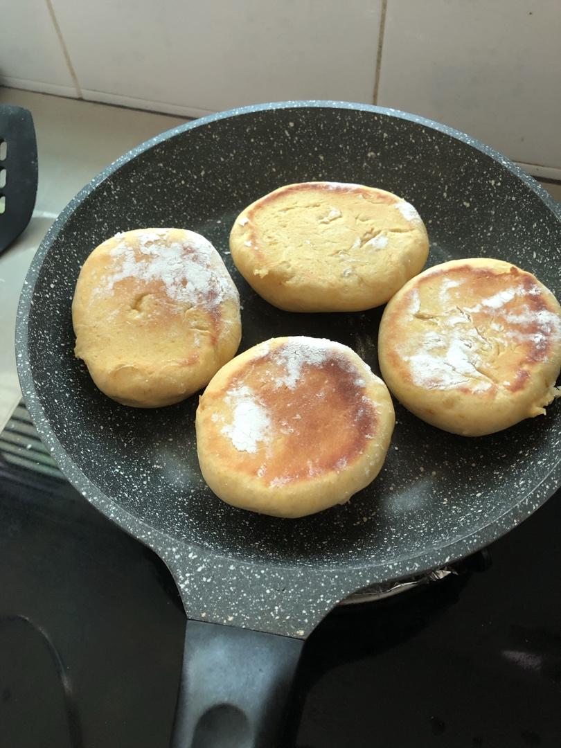 堂妈小厨——发面南瓜饼