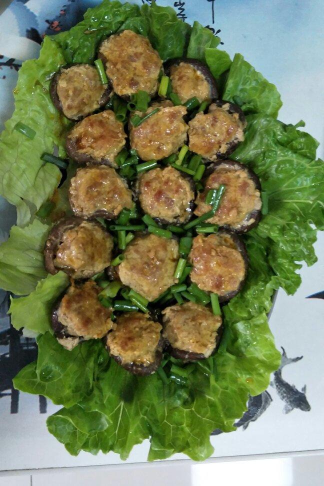 美味的肉酿香菇～～孩子爱吃的下饭菜