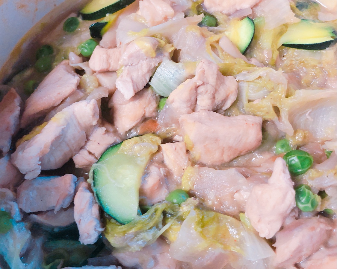 鲜掉牙的味增白菜炖鸡胸（一锅端）的做法 步骤5