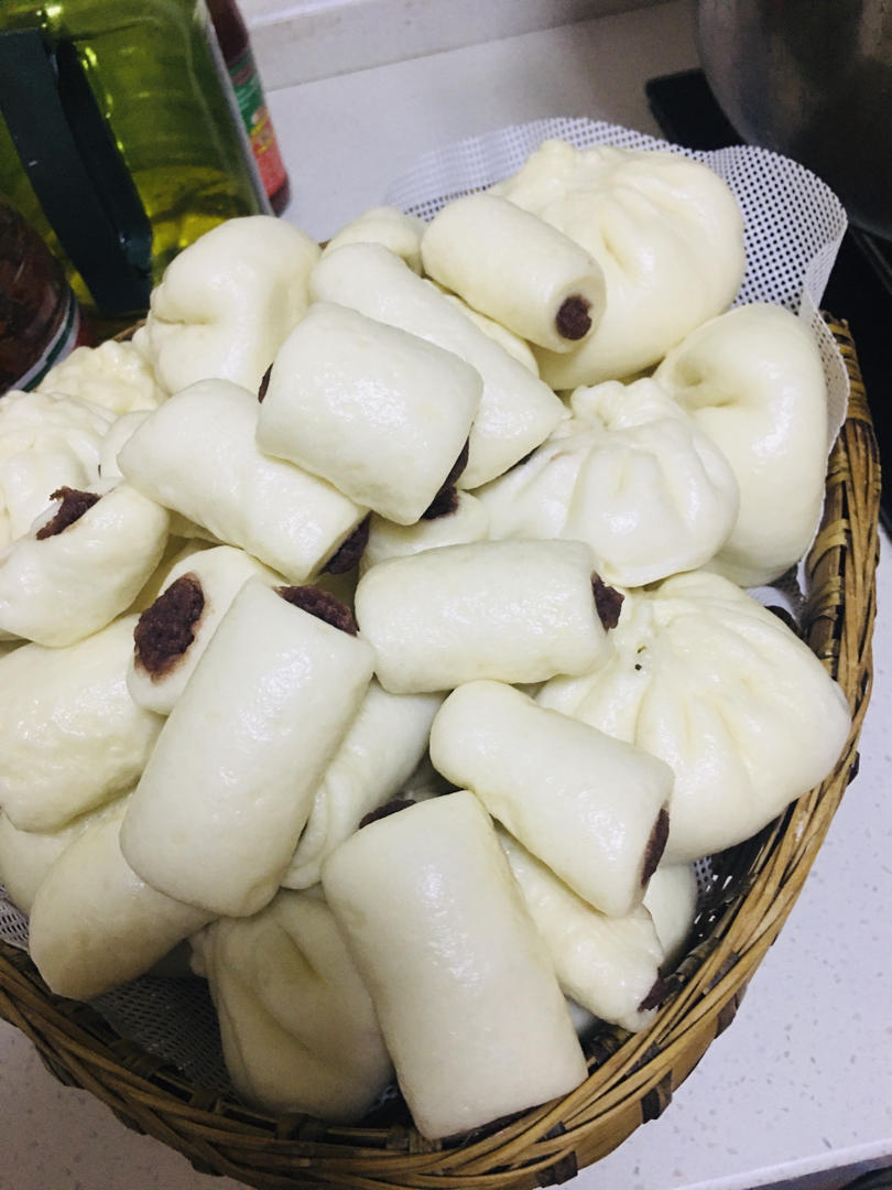 五彩奶香豆沙小馒头