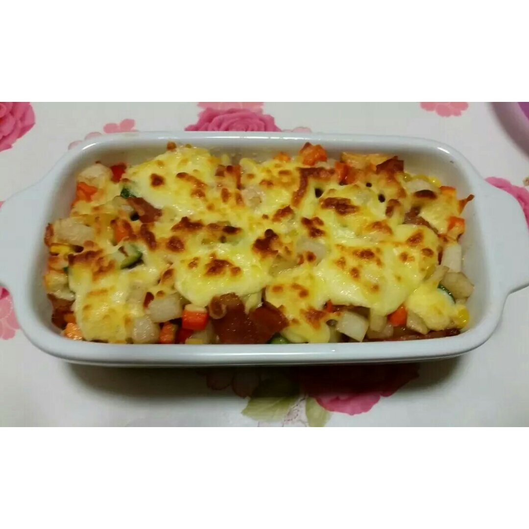 海鲜焗饭 Seafood Fried Rice with Cheesy Topping