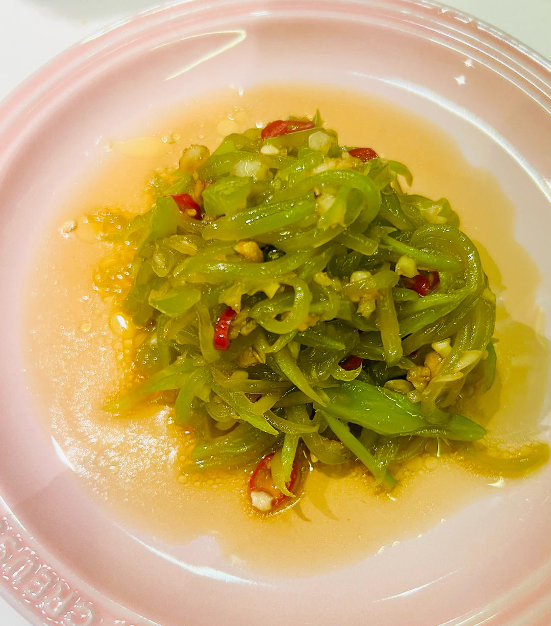 想告诉全世界，这菜太解腻！爽脆开胃的莴笋丝