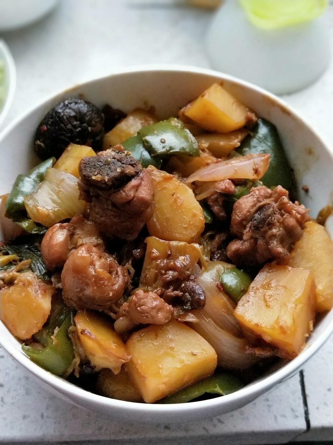 “轻”爱妈妈—黄焖鸡米饭