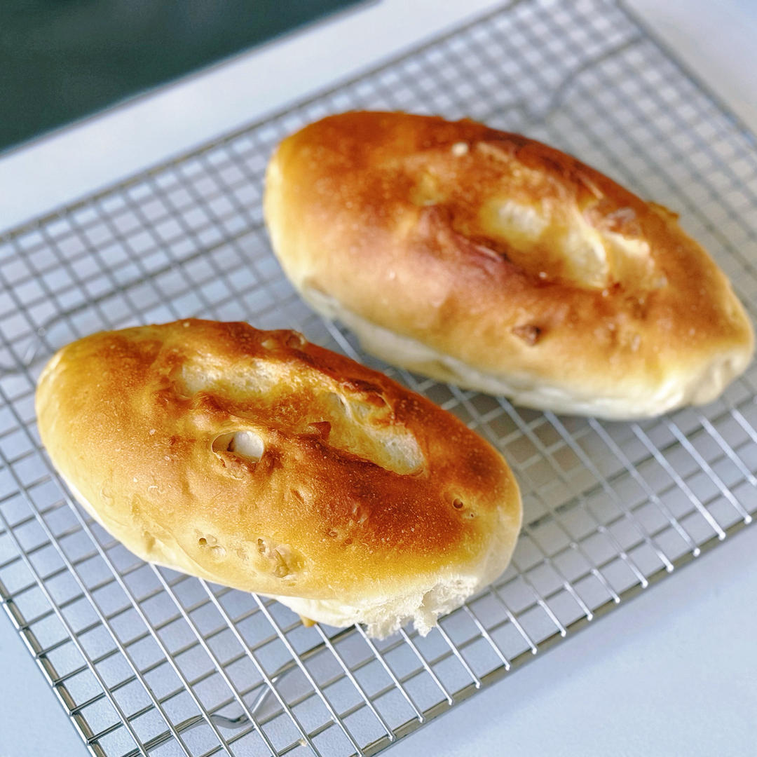 经典奶盐风味，鲜奶核桃盐面包