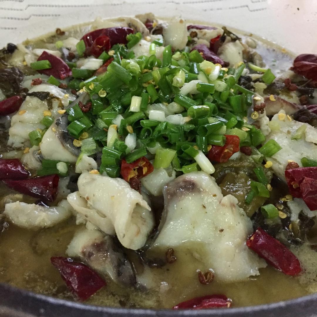 酸菜鱼 Boiled Fish with Sichuan Pickles