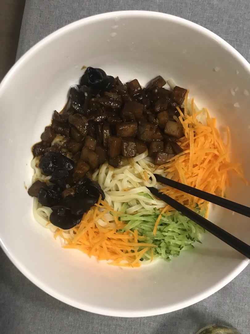 炸酱面