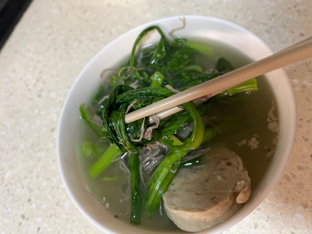 茼蒿的最佳搭配是牛