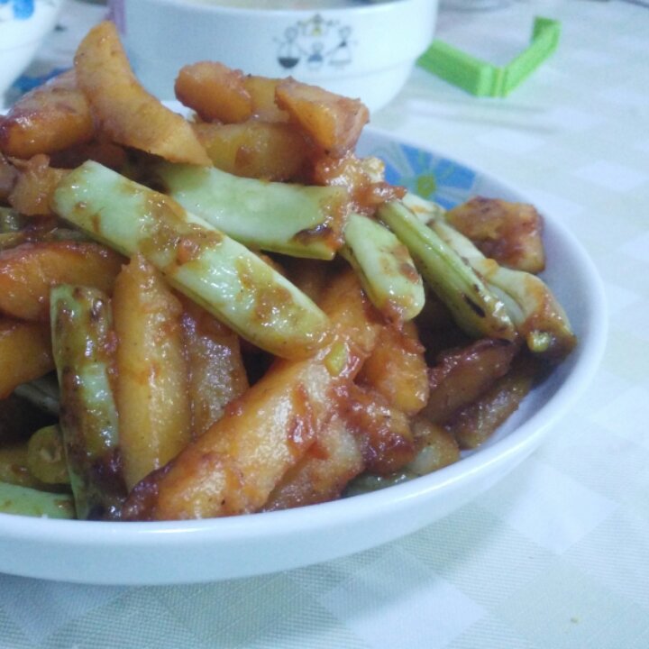 土豆烧豆角