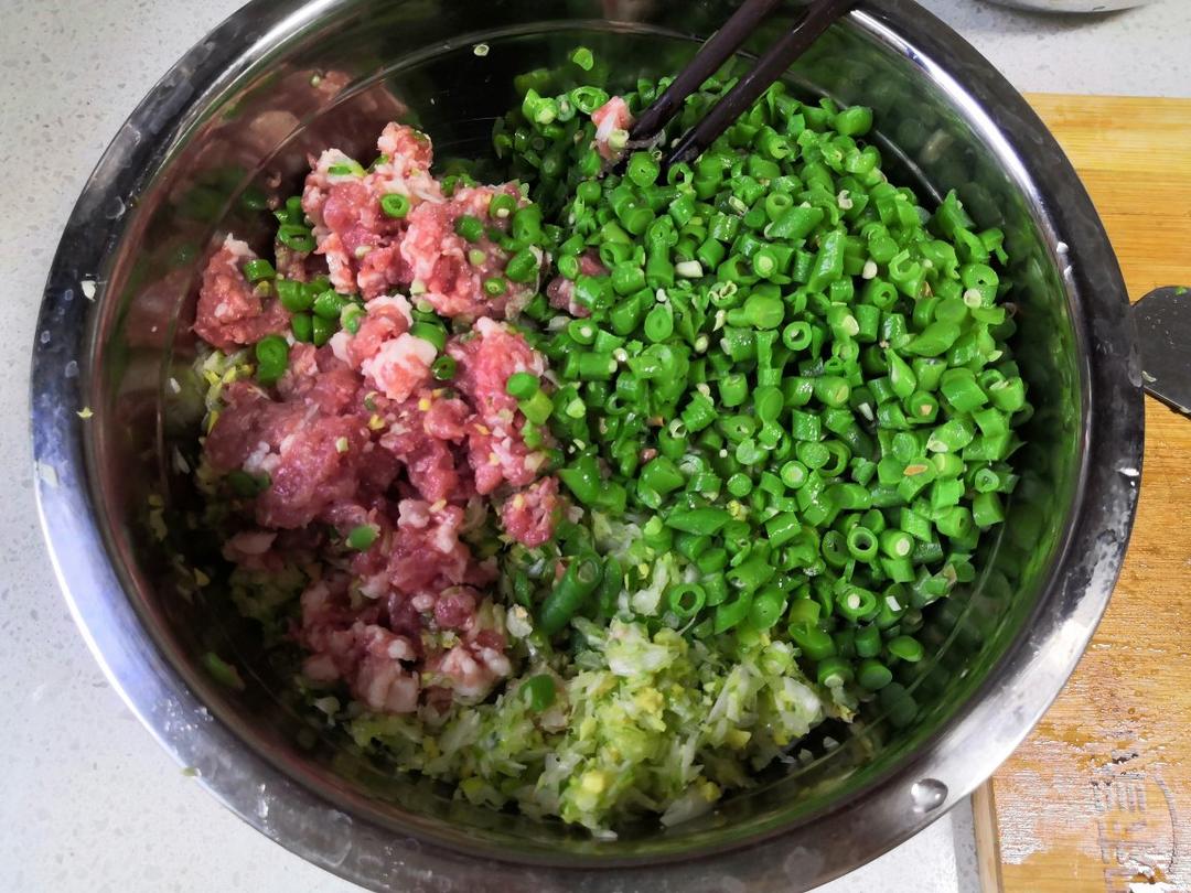 猪肉豇豆角馅饺子