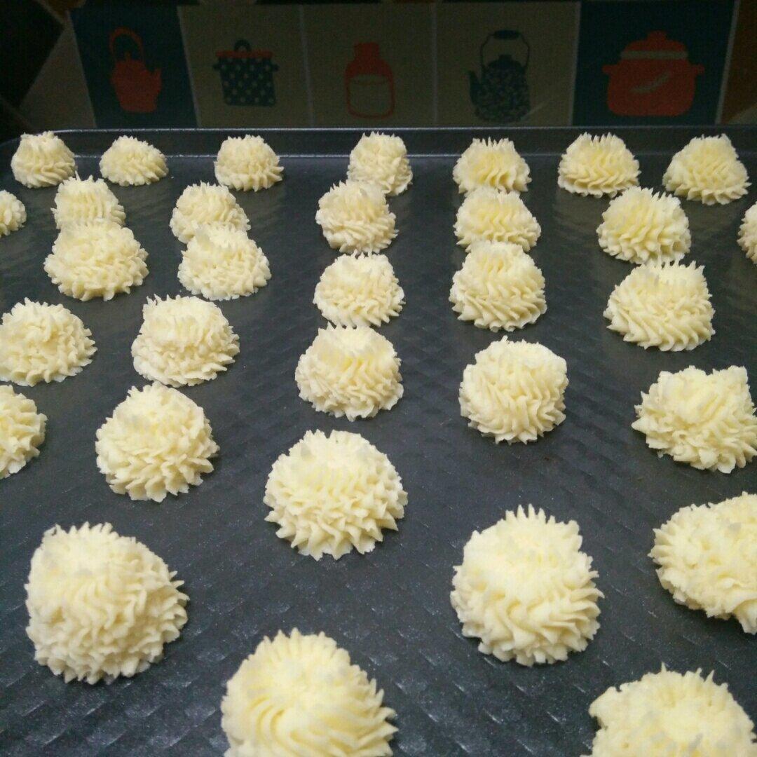 酥到掉渣的网红曲奇 牛油小花 媲美珍妮曲奇