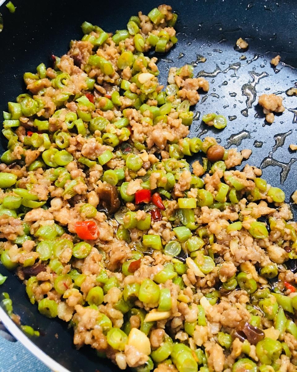 肉沫豆角下饭菜