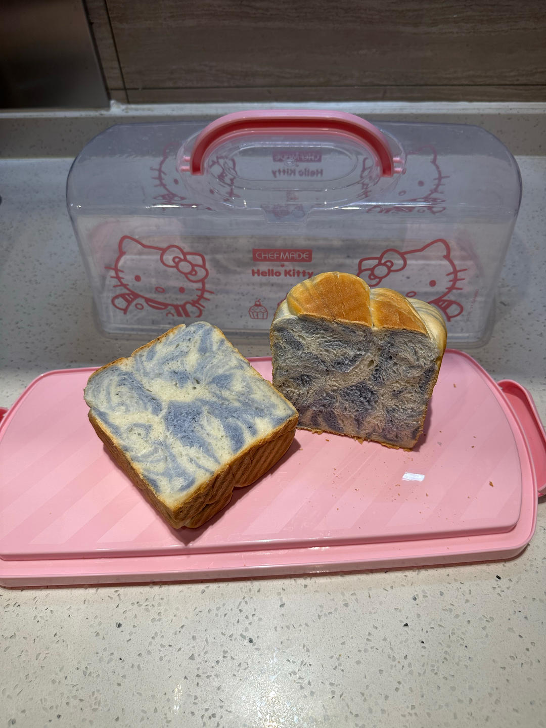 美貌来袭🍞蓝海大理石吐司，少女心炸裂