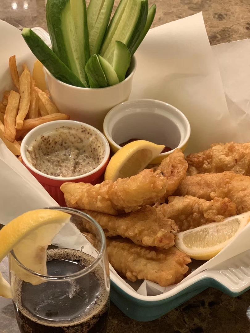 Fish and Chips 炸鱼和薯条