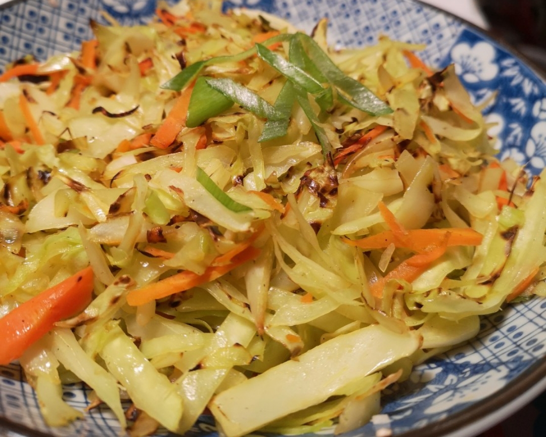 花椒香卷心菜丝-不寻常的炒圆白菜的做法