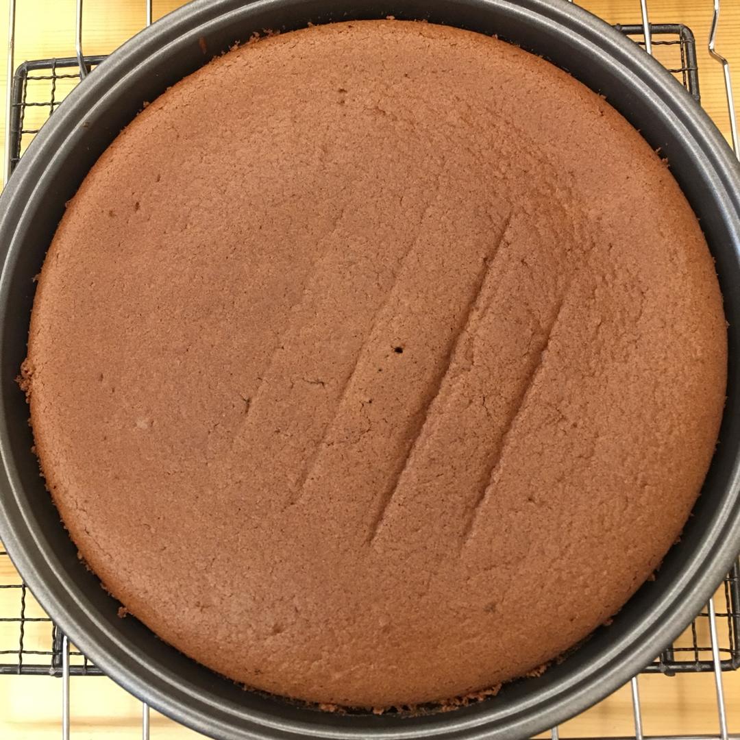 超浓郁卷不裂的巧克力蛋糕卷