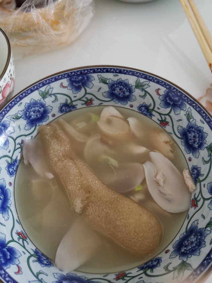 松茸竹荪汤
