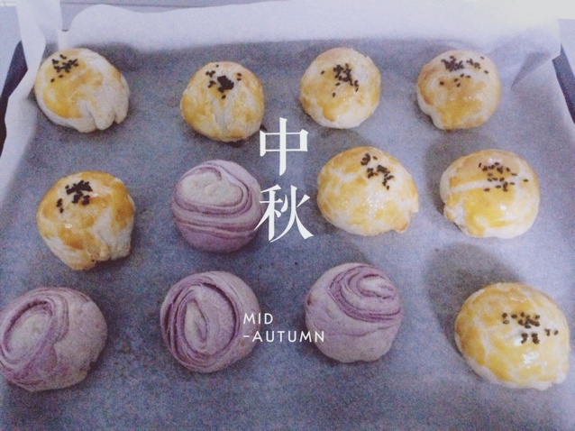 蛋黄酥~紫薯、抹茶、原味~花好月圆，中秋快乐~内附一次做六色蛋黄酥方法~