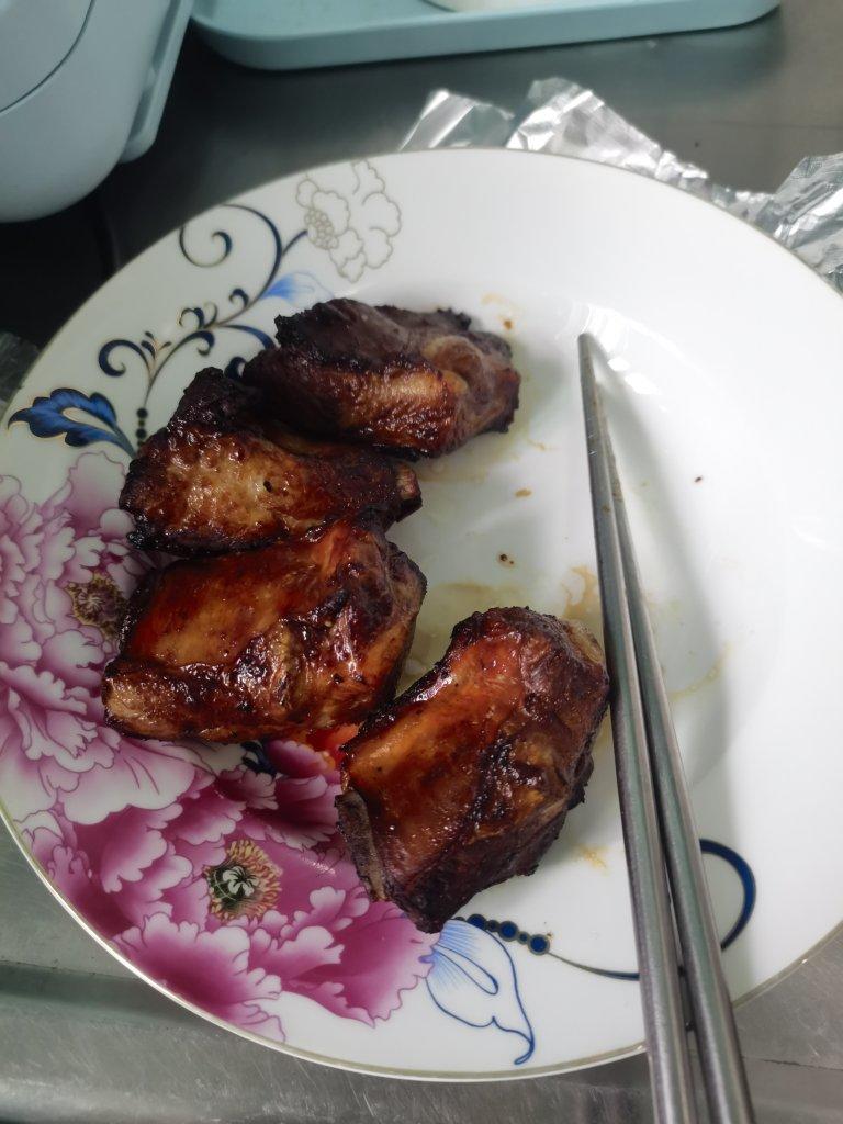 烤猪肋排  (空气炸锅)