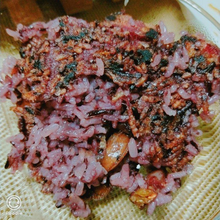 电饭锅版香菇腊肠饭