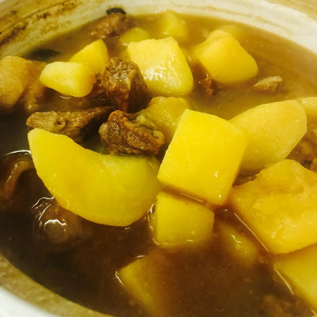红烧牛肉土豆 （独家秘制）