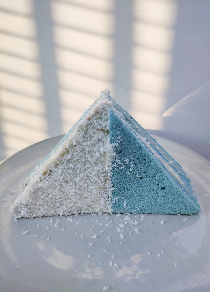 高颜值甜品❗️蓝颜蜜桃蛋糕卷