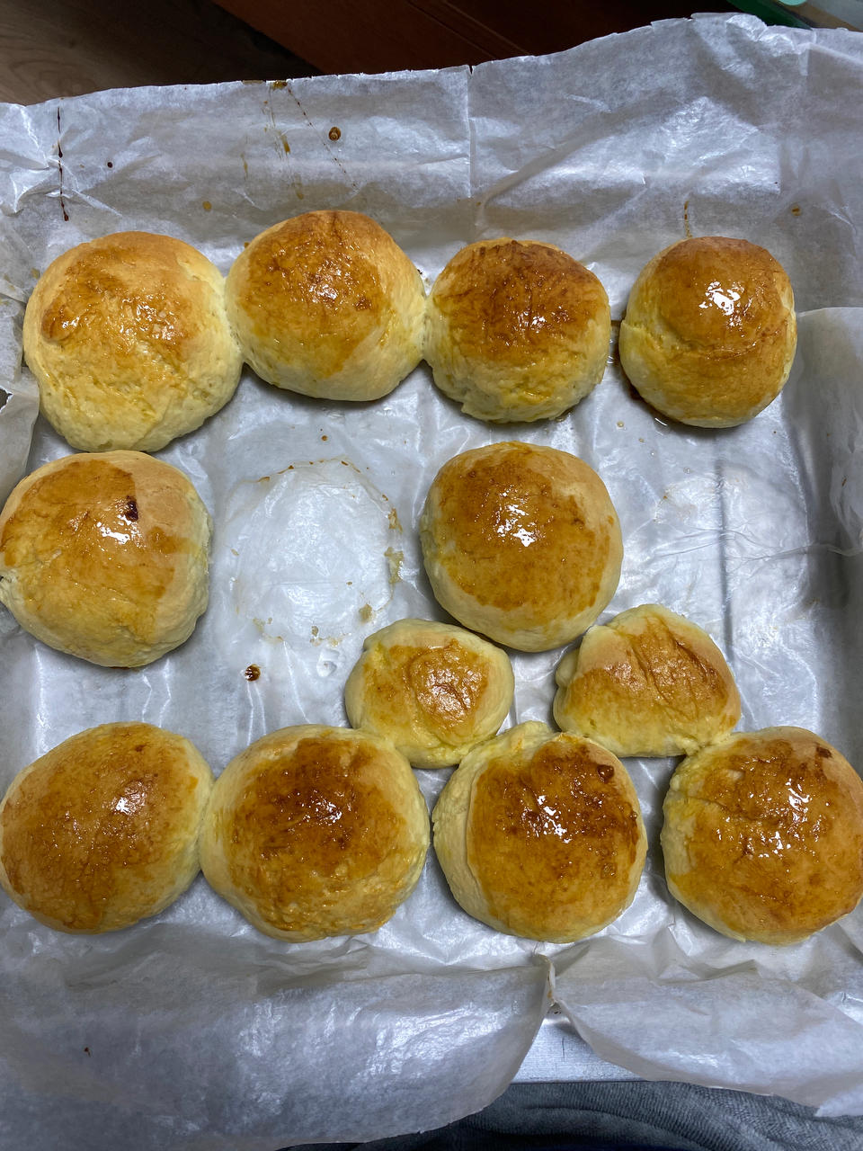 蜂蜜葡萄干小面包