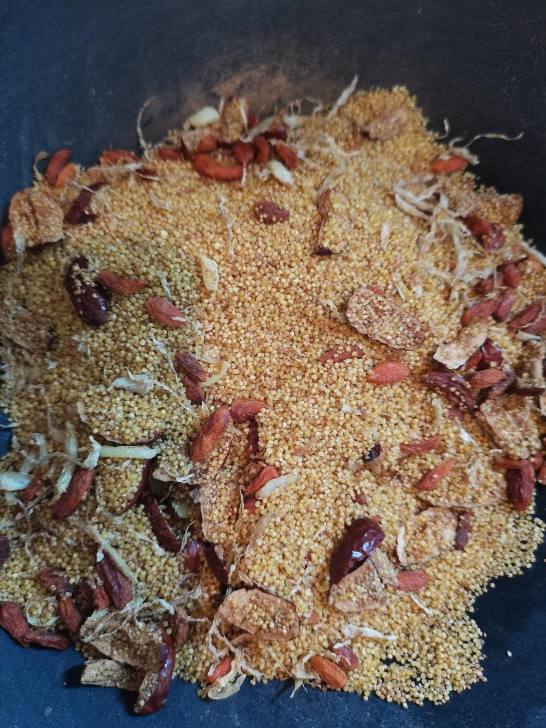 真是佩服老祖宗的智慧，一把小米加生姜，就解决了无数人的烦恼