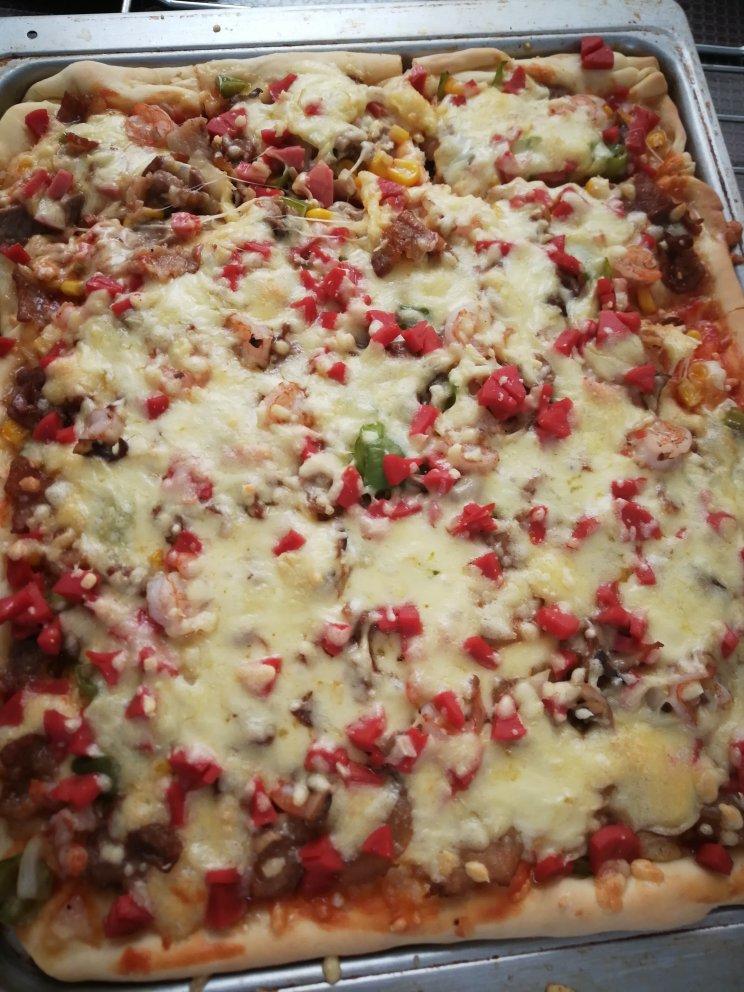 香菇杂蔬大匹萨