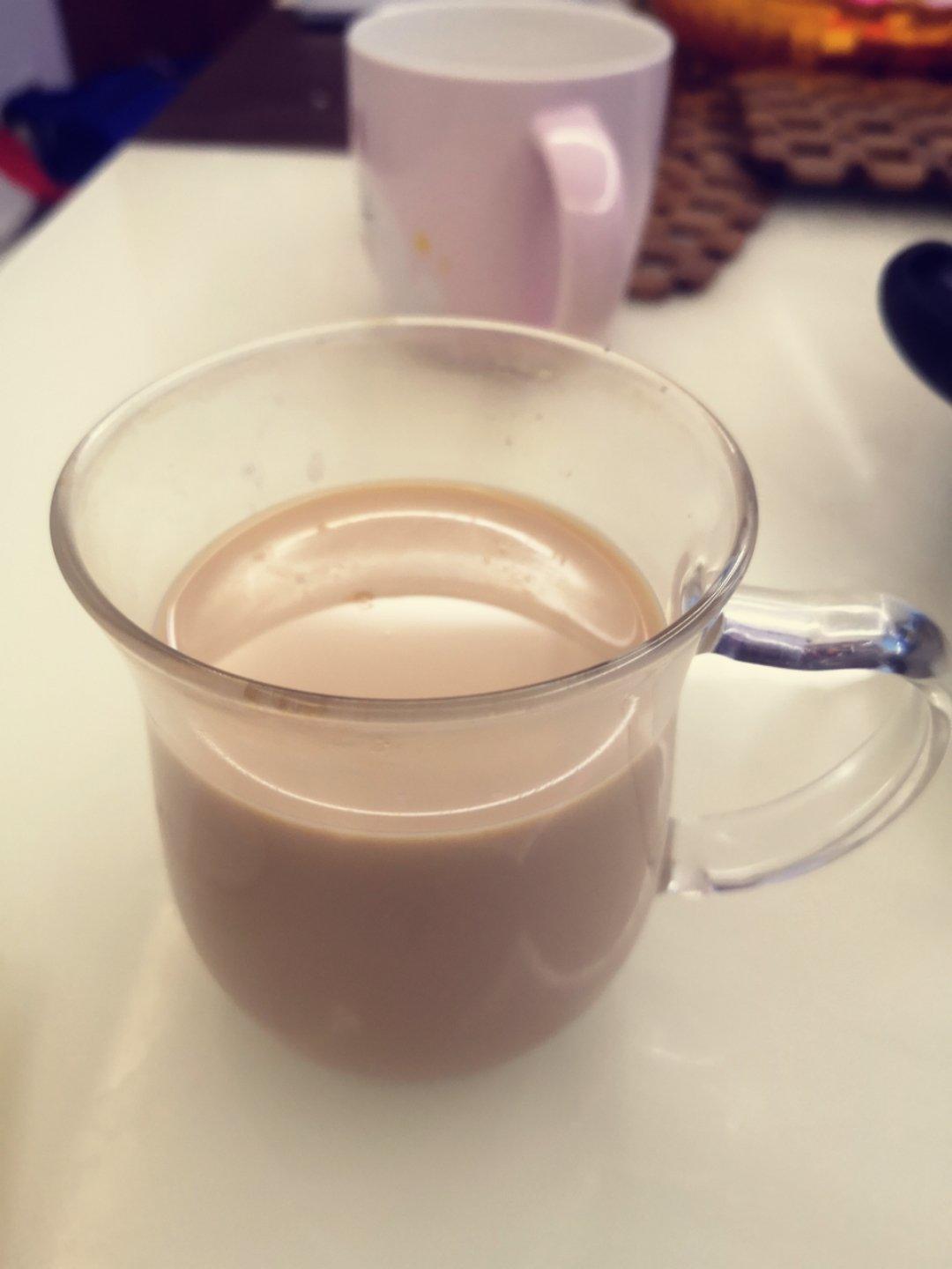 自制醇香奶茶（快手低热量）