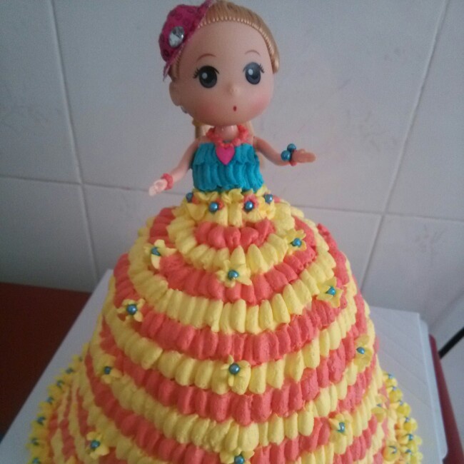 芭比奶油裱花蛋糕