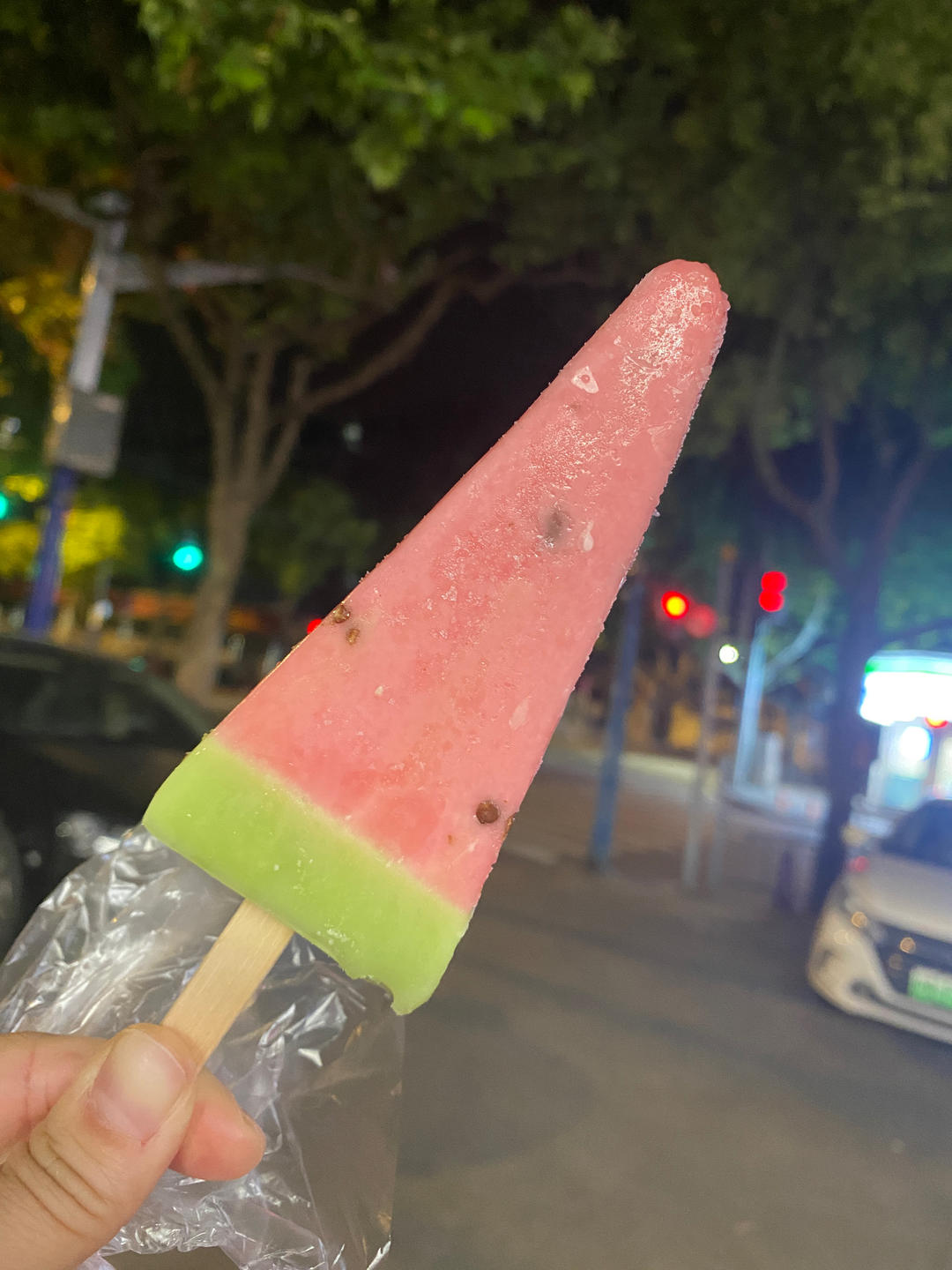 爱吃米饭的胖胖女士