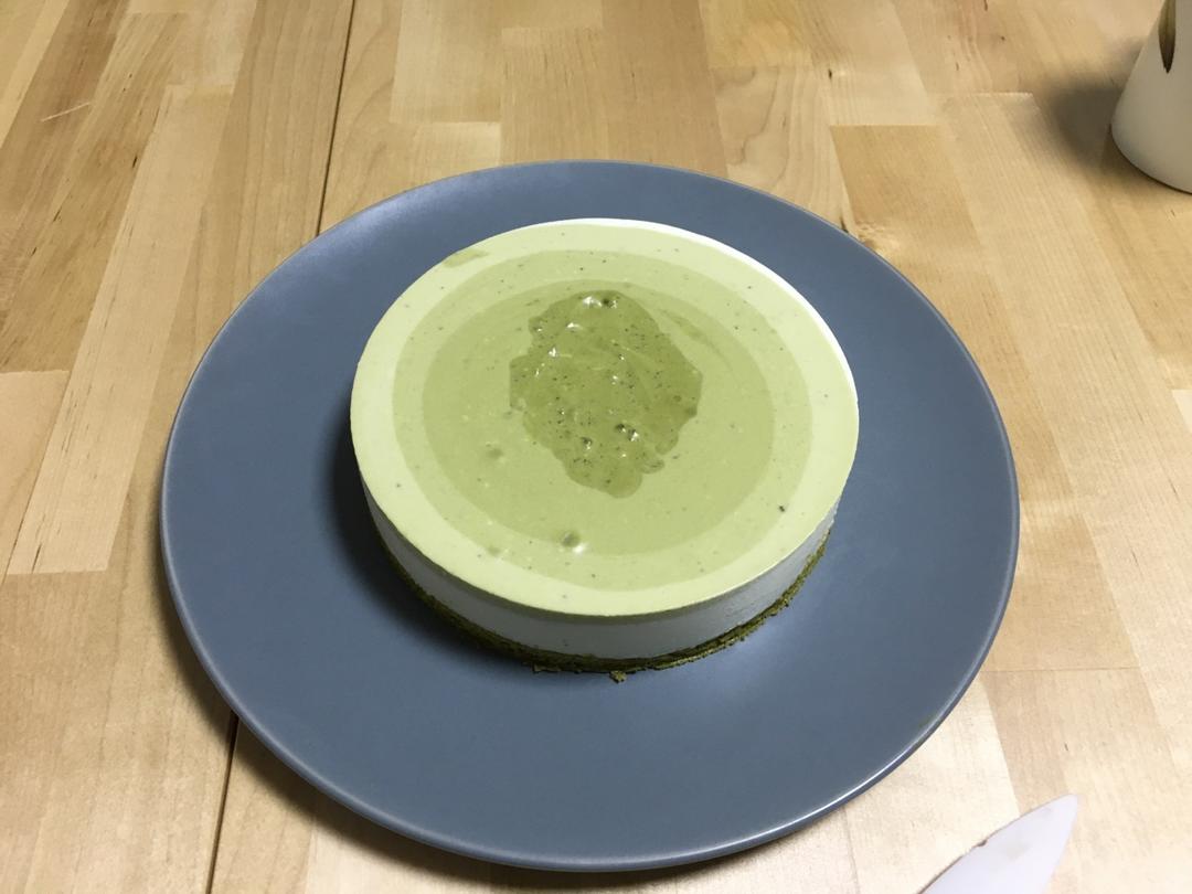 渐变抹茶慕斯蛋糕：我Amanda带着既美又作的抹茶甜点又来了！【曼食慢语】