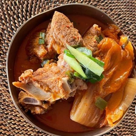 돼지갈비 김치찌개 韩式排骨泡菜汤的做法
