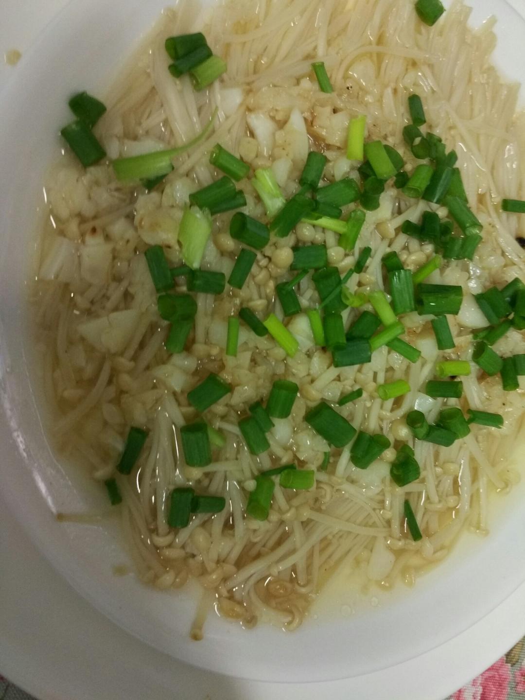 蒜蓉蒸金针菇
