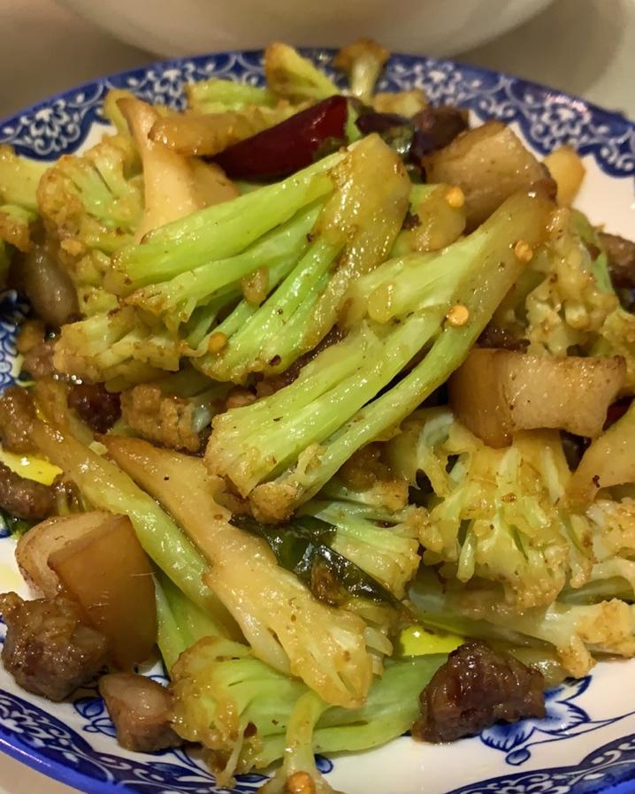 老丁的私房菜-干锅花菜