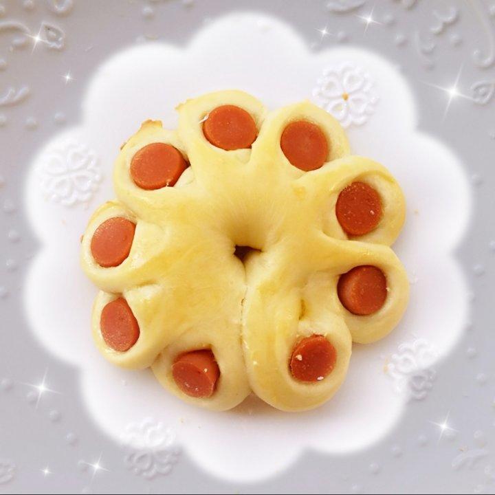 一口全是肉的火腿肠云朵面包ღ