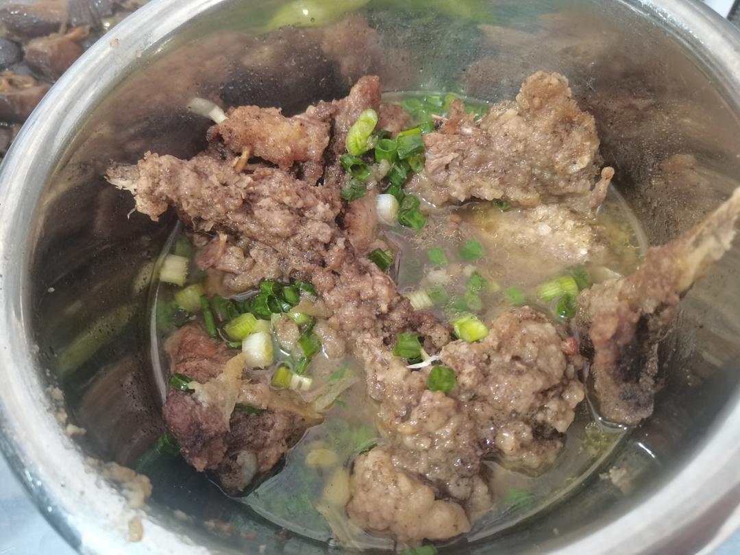 厨师长教你：“蒸酥排骨”的坝坝宴做法，滑嫩脱骨，酥而不烂