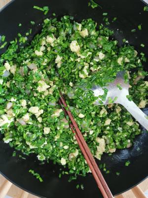 韭菜鸡蛋虾仁饺子的做法 步骤9