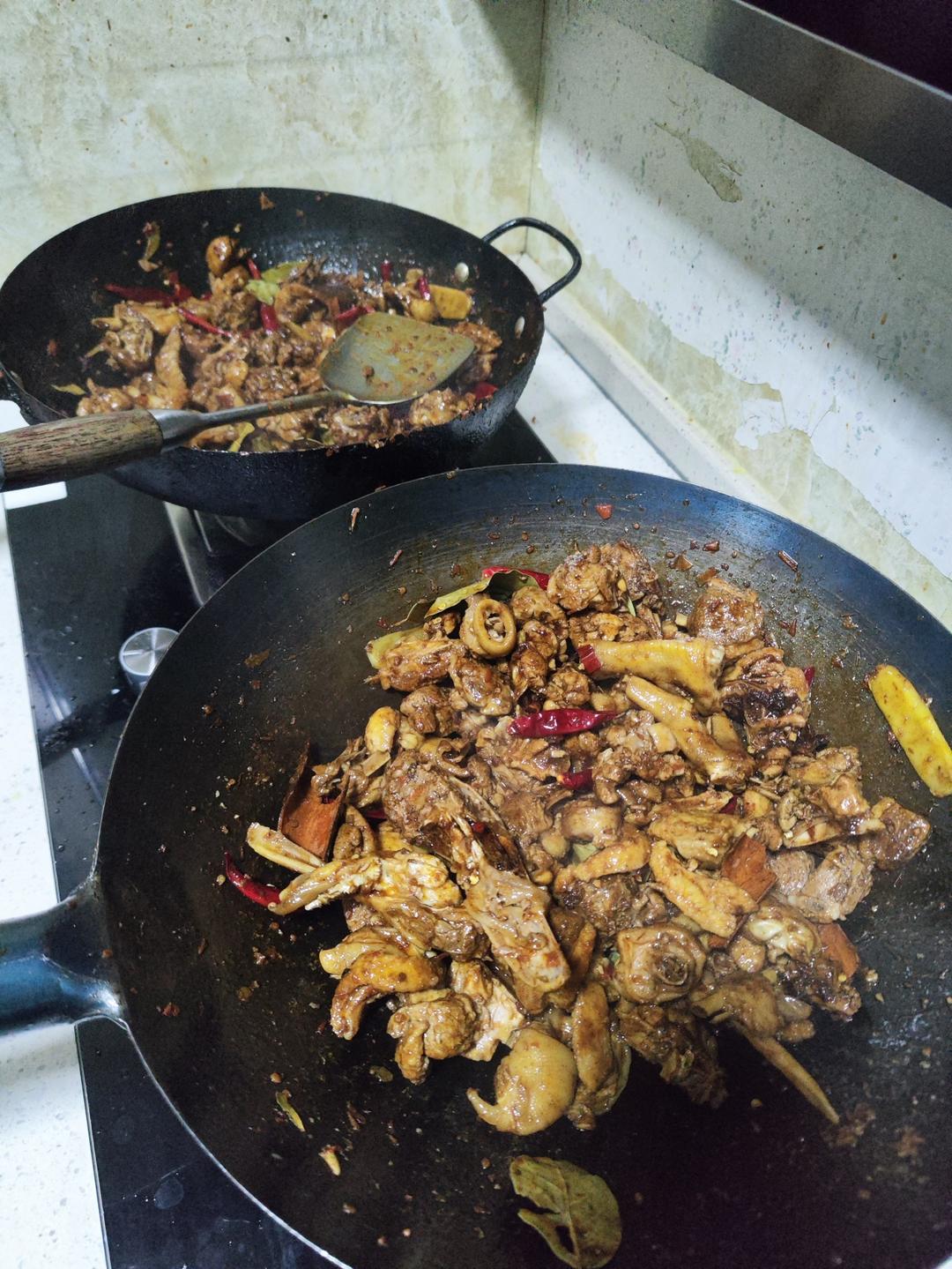 不放一滴水的【香辣啤酒鸭】