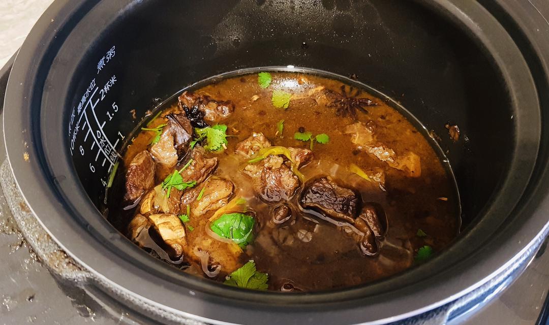 萝卜炖牛腩的做法