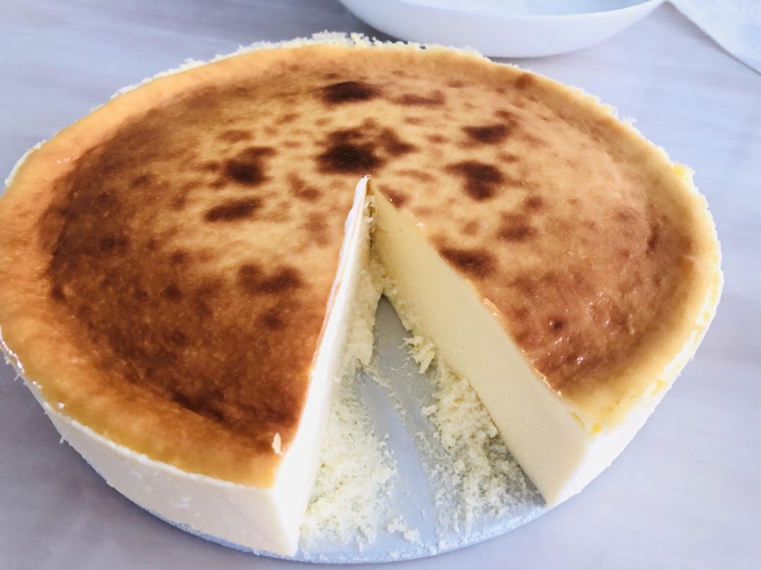 口感细腻浓郁的重芝士蛋糕，新手0失败（8寸）