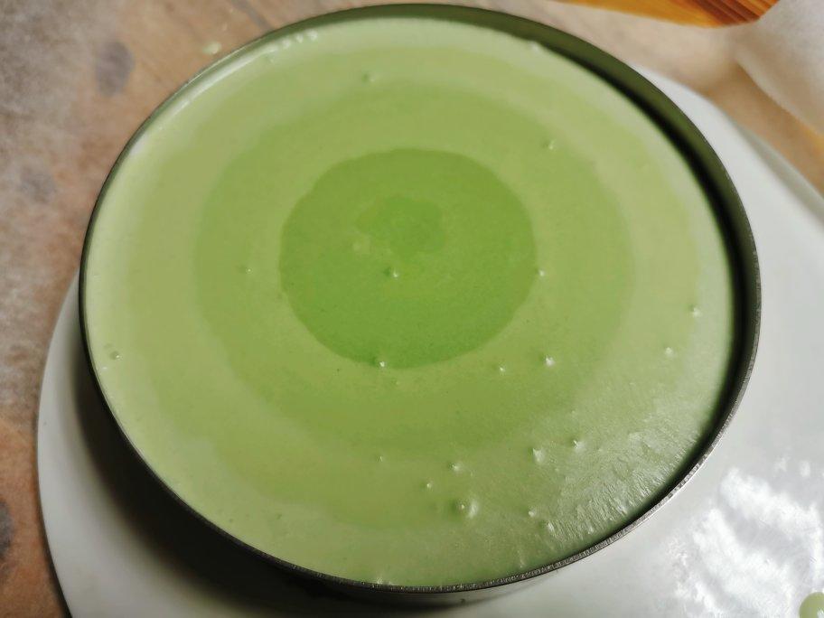 渐变抹茶慕斯蛋糕：我Amanda带着既美又作的抹茶甜点又来了！【曼食慢语】