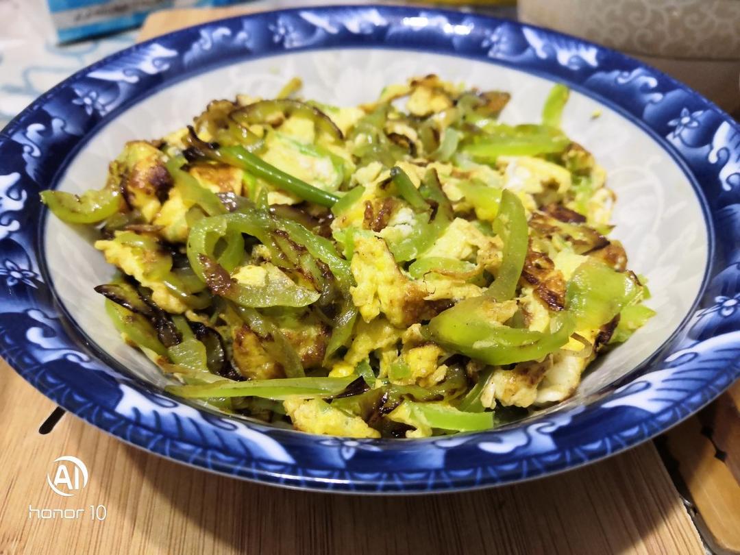 辣椒和蛋不一样的做法－－辣椒铺蛋