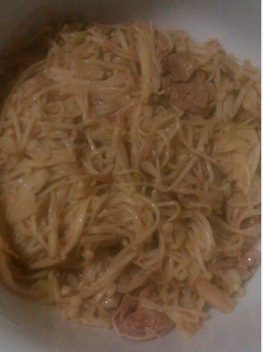金针菇炒肉丝