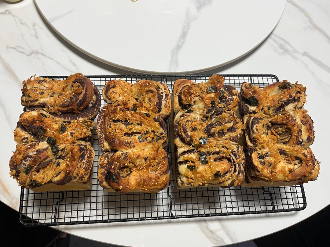 芋泥咸蛋黄吐司/250克水立方