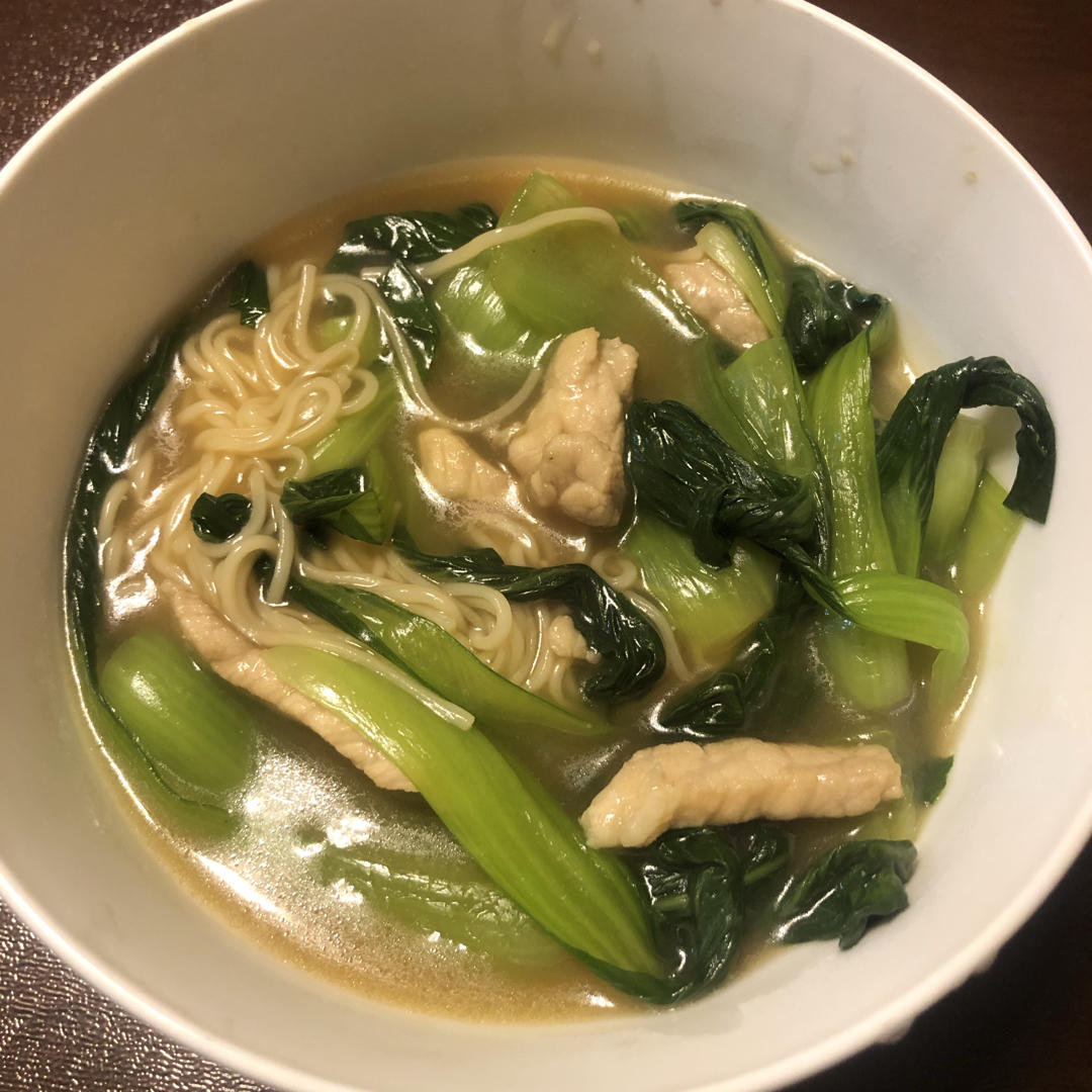 無七做的10分鐘搞定青菜肉絲麵