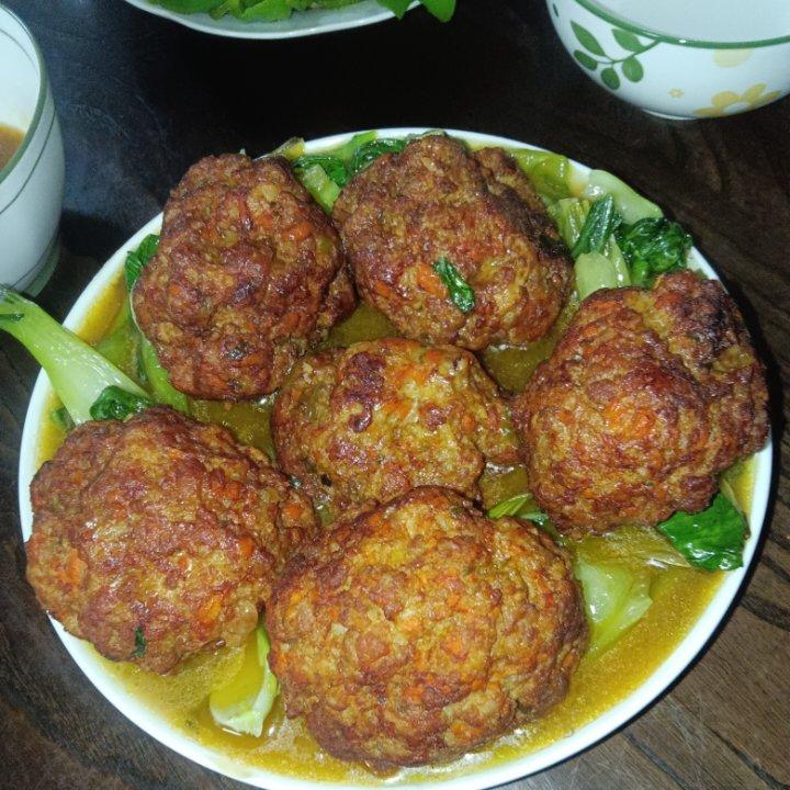 四喜丸子/红烧狮子头 Chinese Meatballs