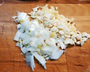 四季豆胡萝卜肉沫鸡蛋（可拌面、下饭、夹馒头）的做法 步骤1