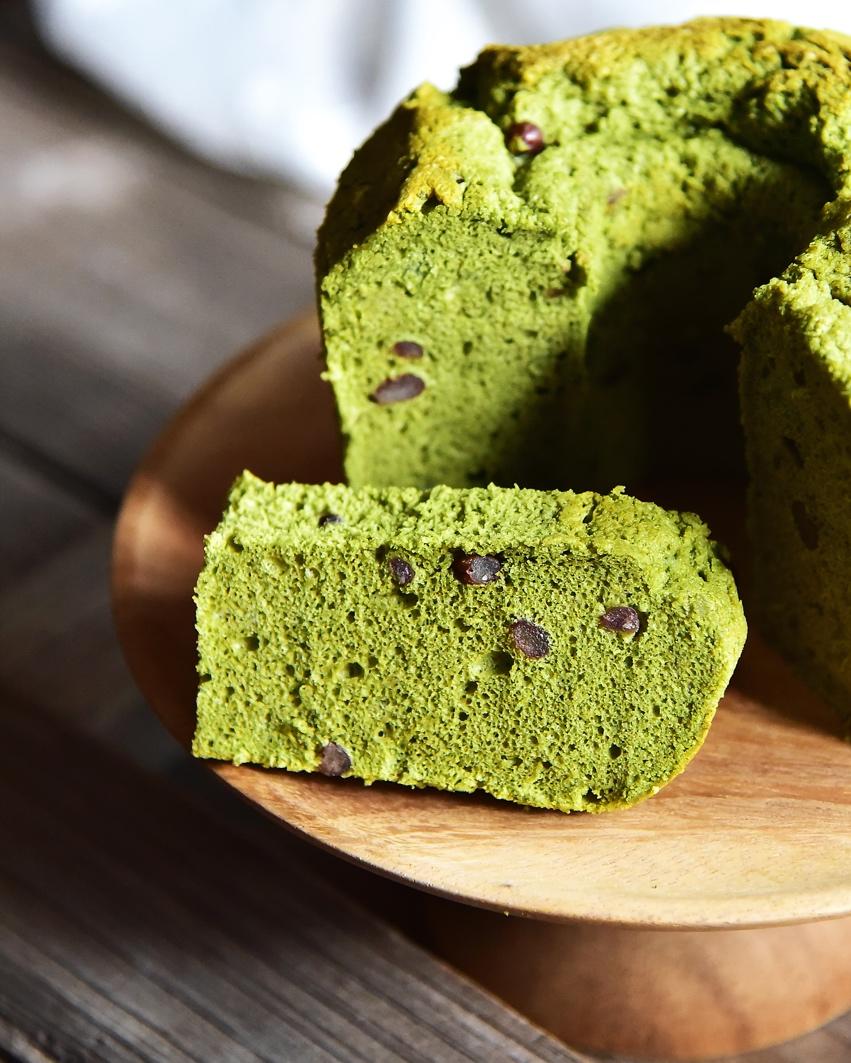 温润的抹茶蜜豆戚风蛋糕