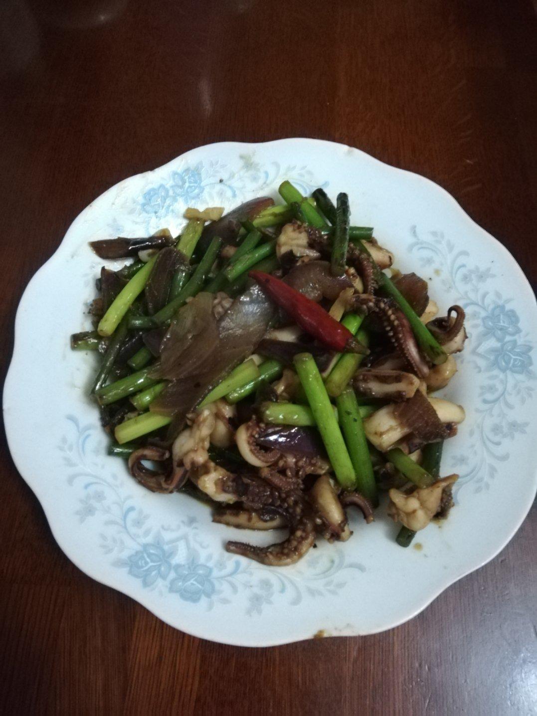 爆炒鱿鱼须